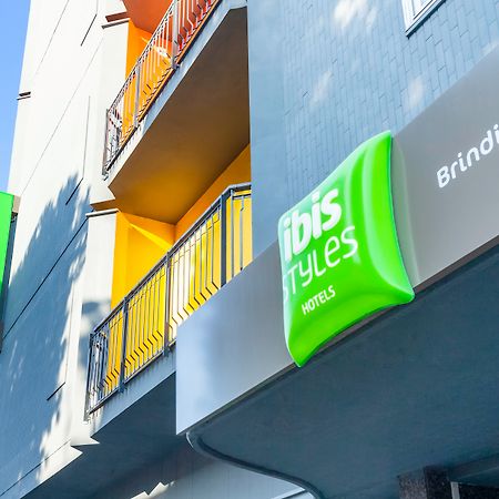 Hotel Ibis Styles Brindisi Esterno foto