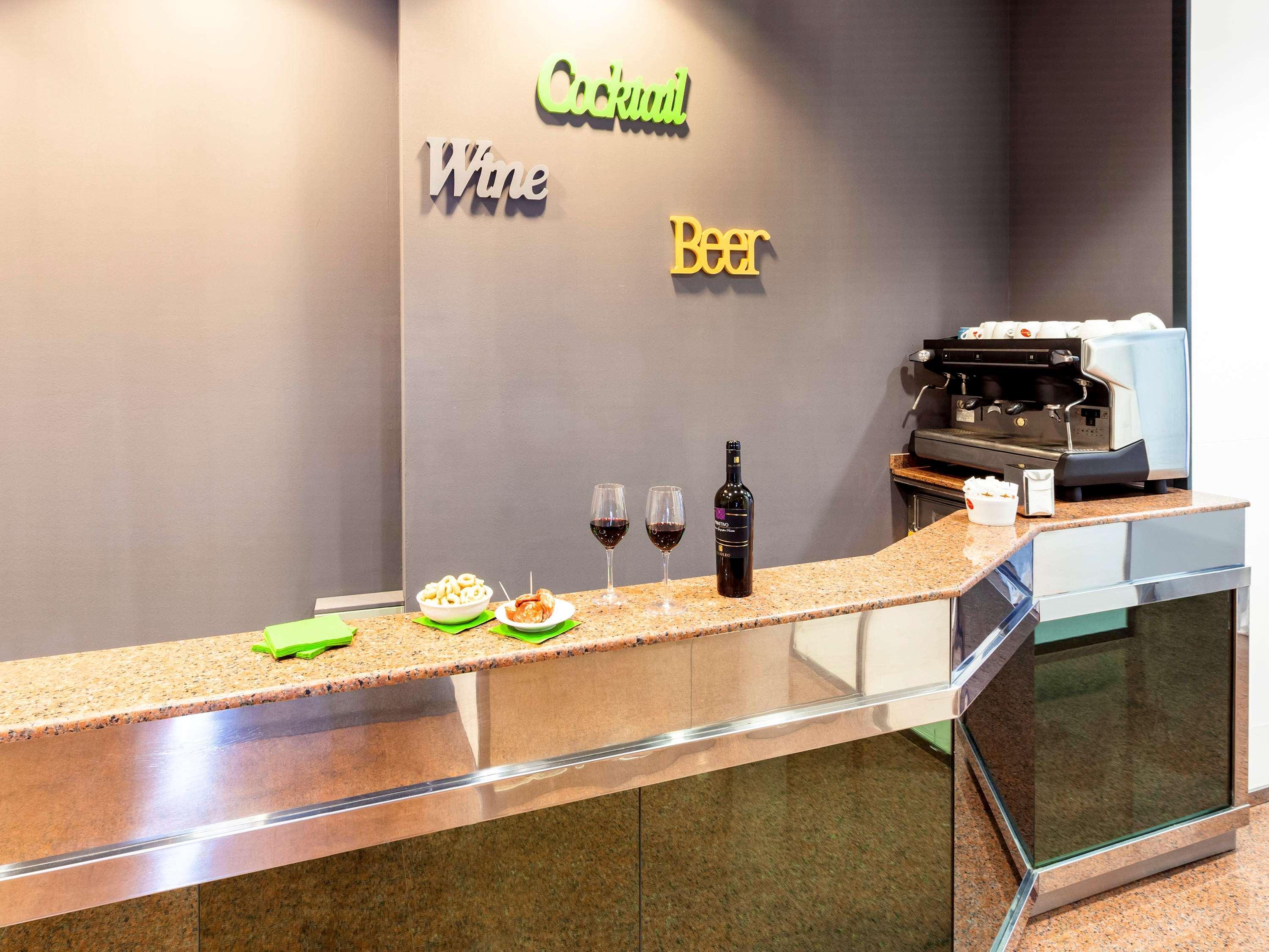 Hotel Ibis Styles Brindisi Esterno foto