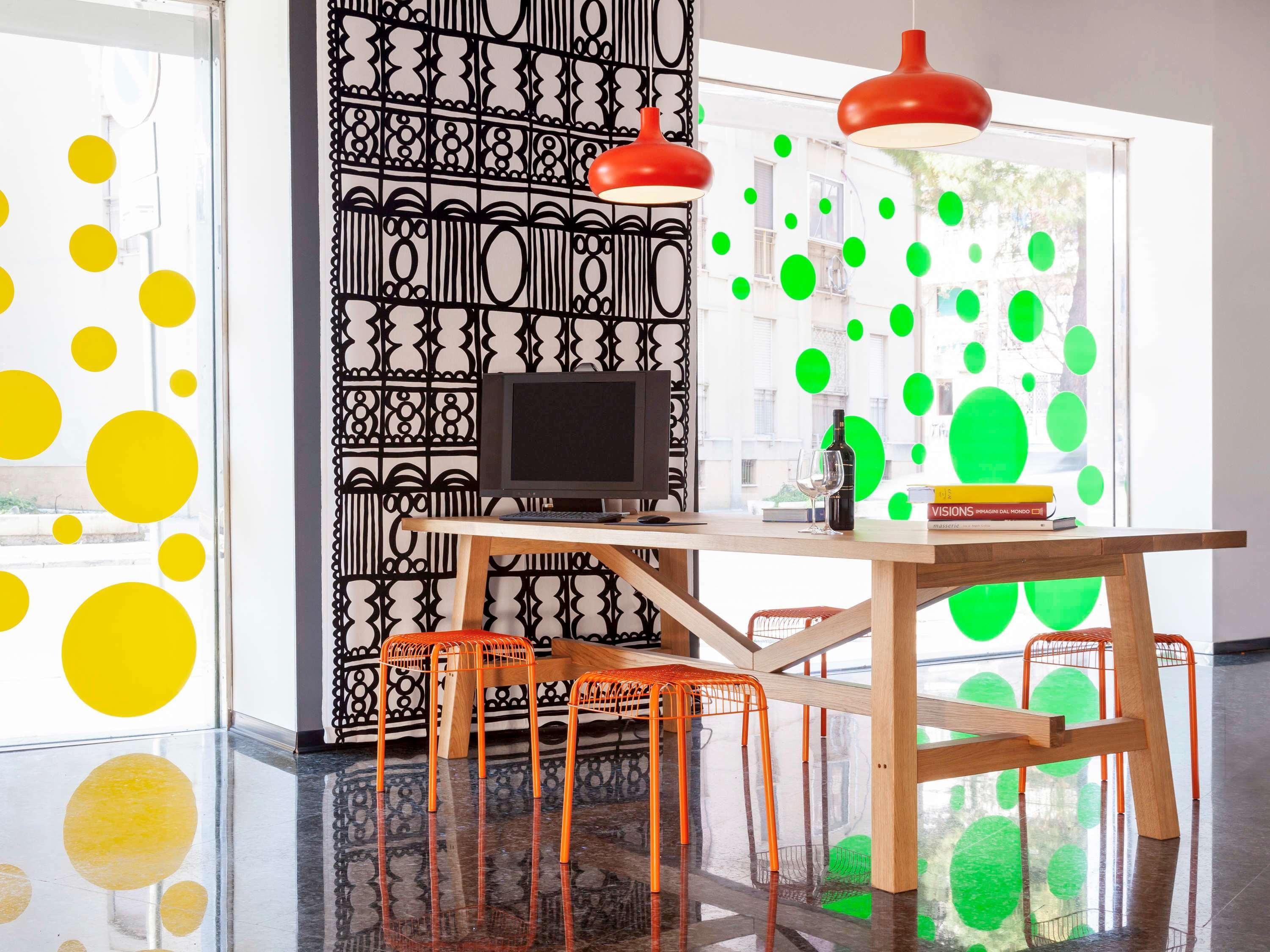 Hotel Ibis Styles Brindisi Esterno foto