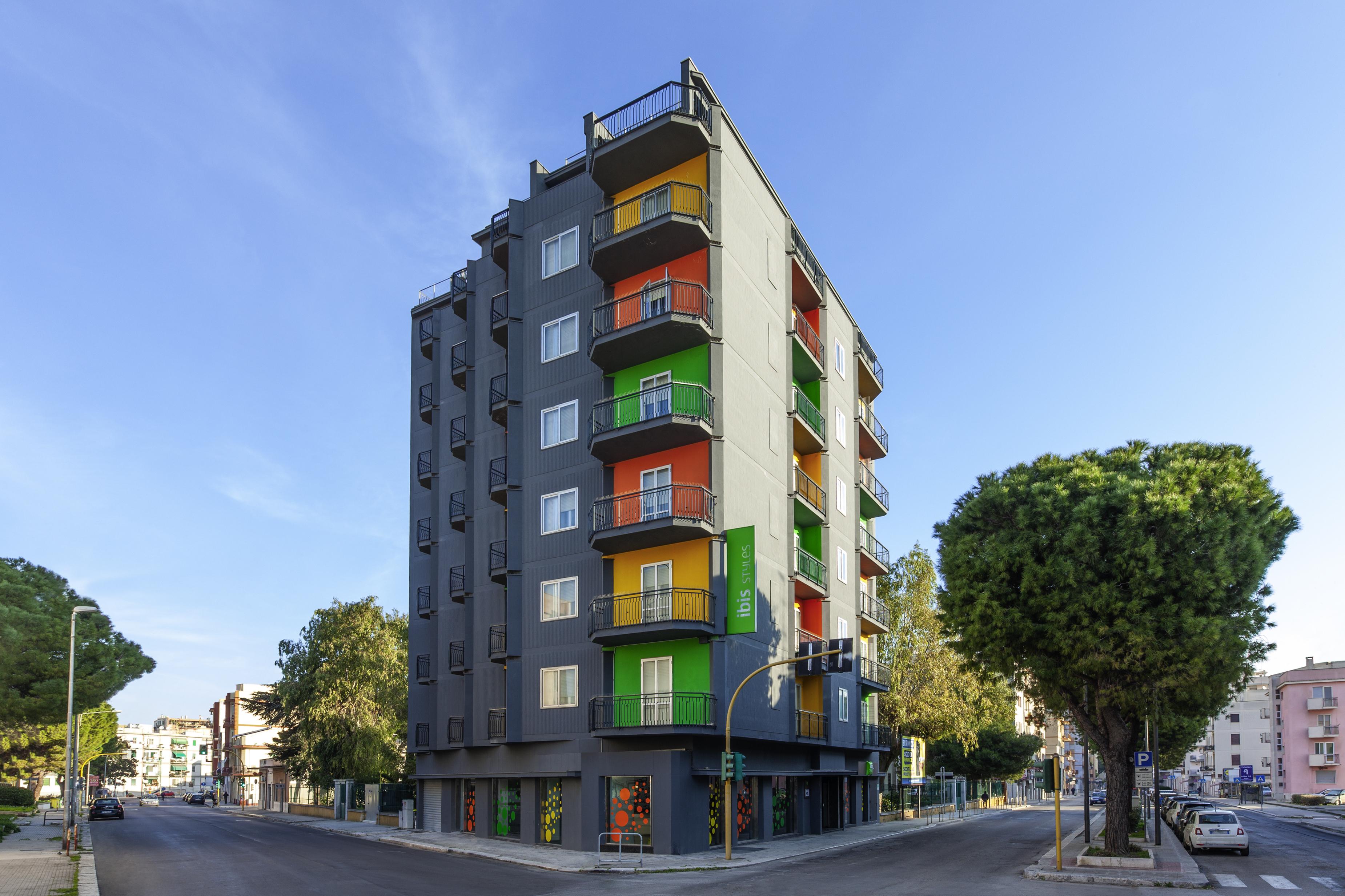Hotel Ibis Styles Brindisi Esterno foto
